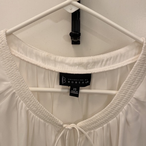 Bobeau – Aviana Flutter Sleeve Tank Top in Ivory - Picture 3 of 4